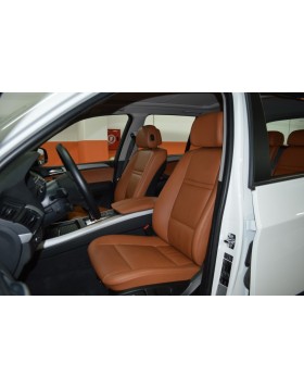 Ταπετσαρία Αυτοκινήτου σε BMW X5 με δέρμα ταμπά, ίσιες ραφές και την πολυετή εμπειρία μας.