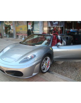 Ταπετσαρία Αυτοκινήτου σε Ferrari F 430 με  δέρμα μπορντό και την τεχνογνωσία μας