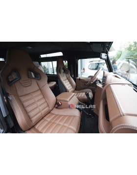 Ταπετσαρία Αυτοκινήτου σε Land Rover Defender με δέρμα άριστης ποιότητας σε χρώμα καφέ με ολική επένδυση των πλαστικών και πατώματος.