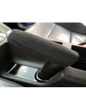 Ντύσιμο σε χειρόφρενο αυτοκινήτου με alcantara σε Audi S3